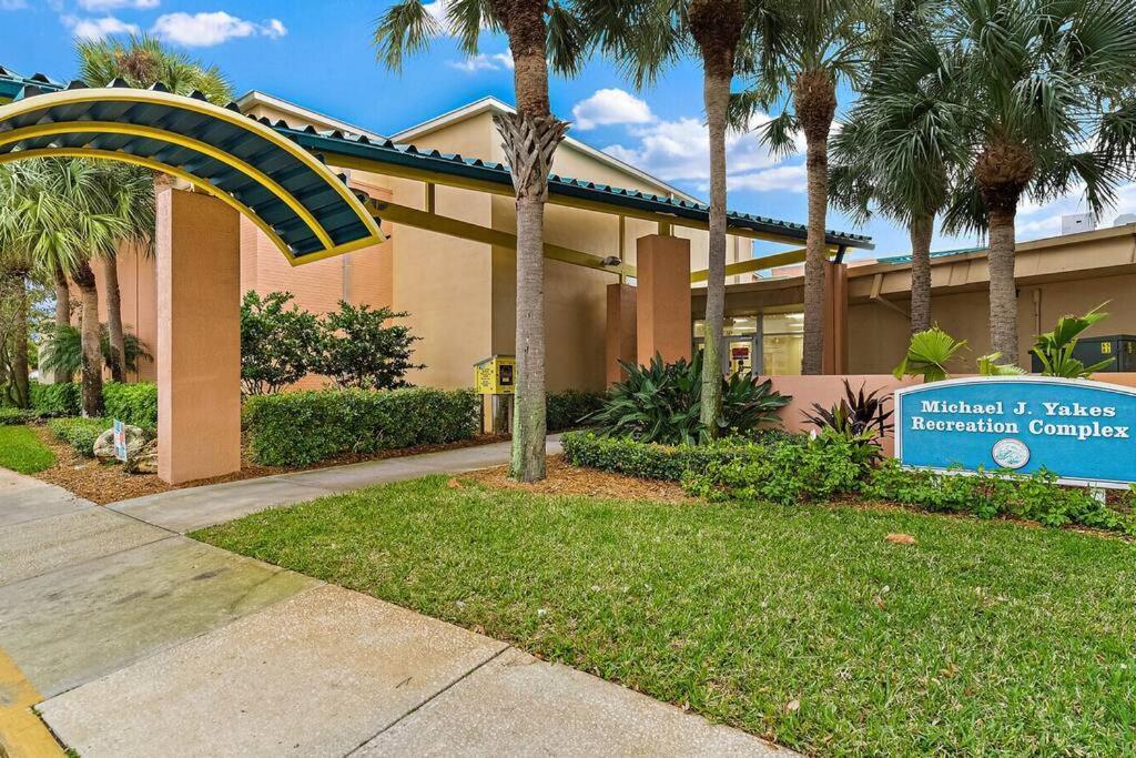 Quaint Gulfport Beach Bungalow St. Petersburg Exteriör bild
